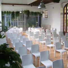 L’Orangerie aménagée en salle de séminaire.
